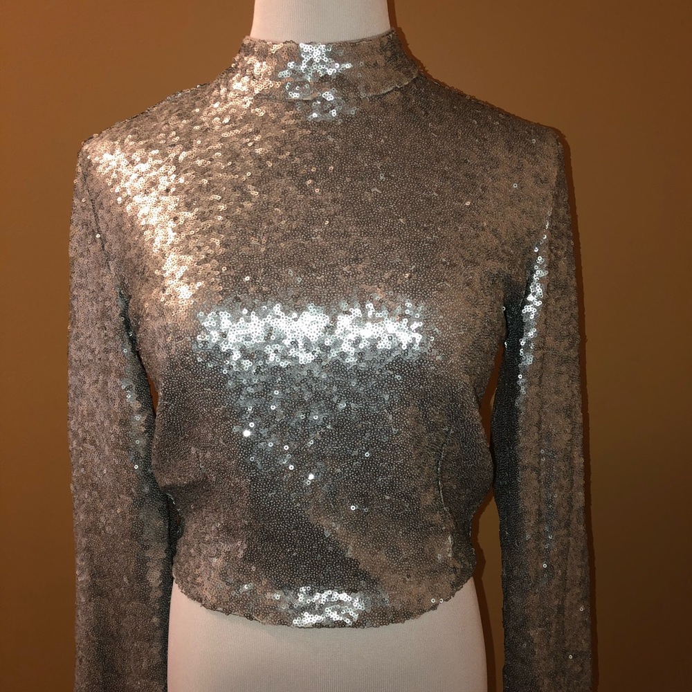 KENDALL/KYLIE SEQUIN TOP OR JACKET